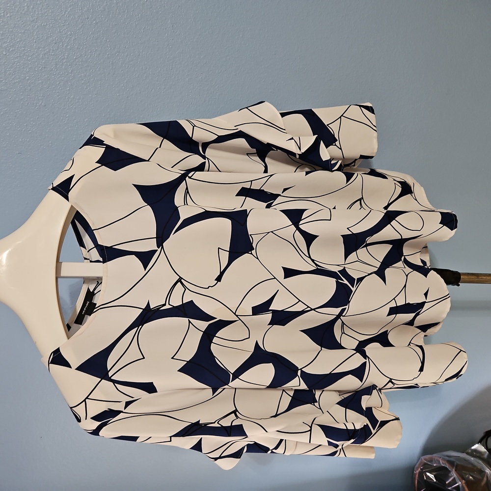 ALFANI BLOUSE XL. ZIP BACK  BELL SLEEVE